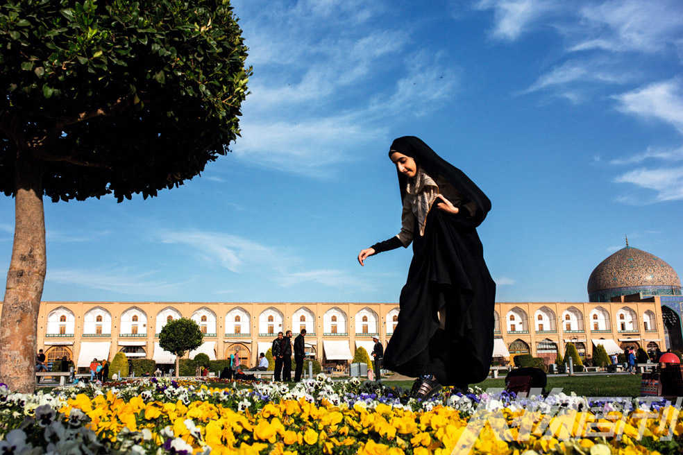 地理 在伊朗 黑袍与烟花 南方人物周刊